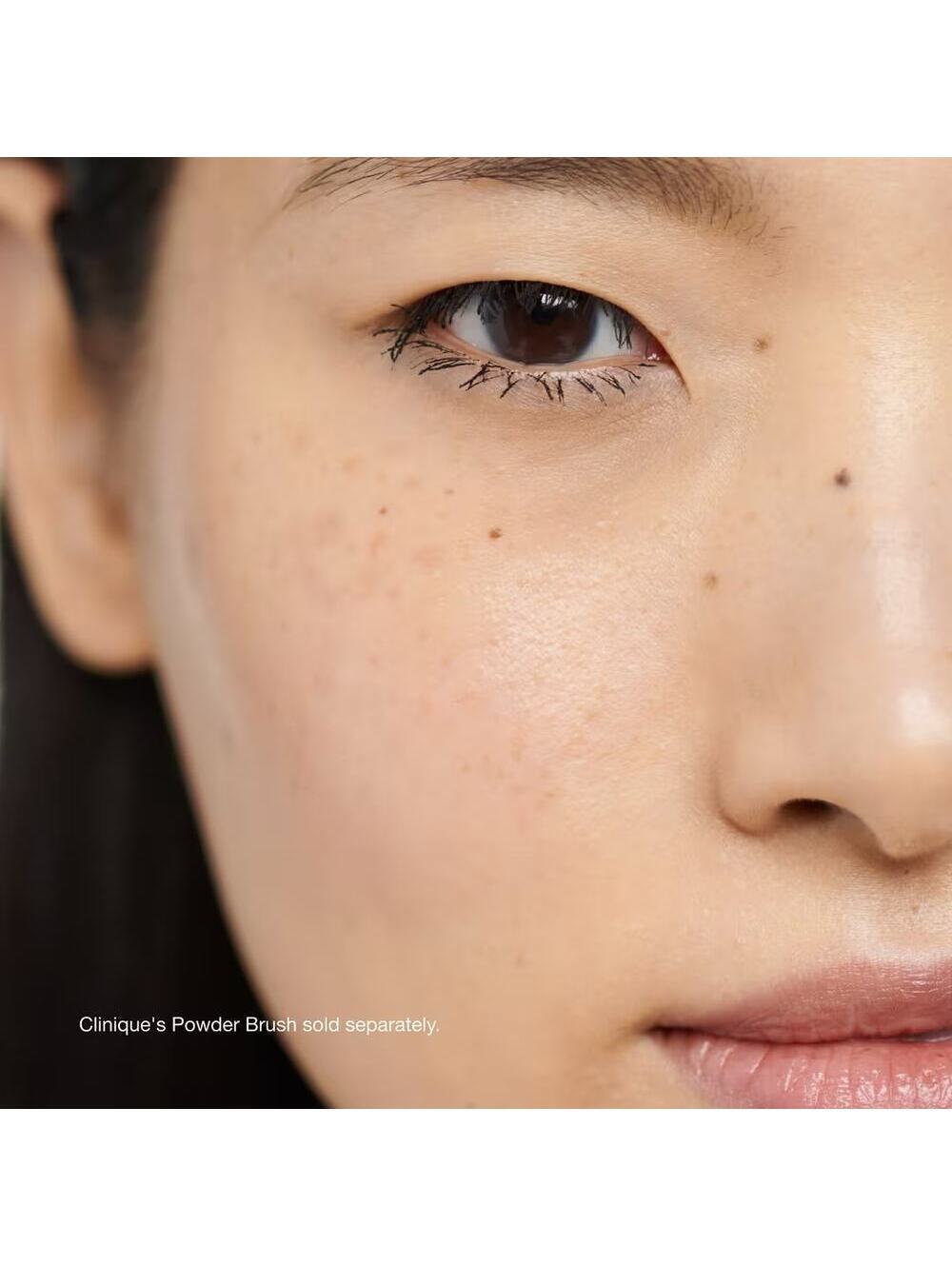 Clinique Loose Setting Powder Invisible - Picture 3 of 5